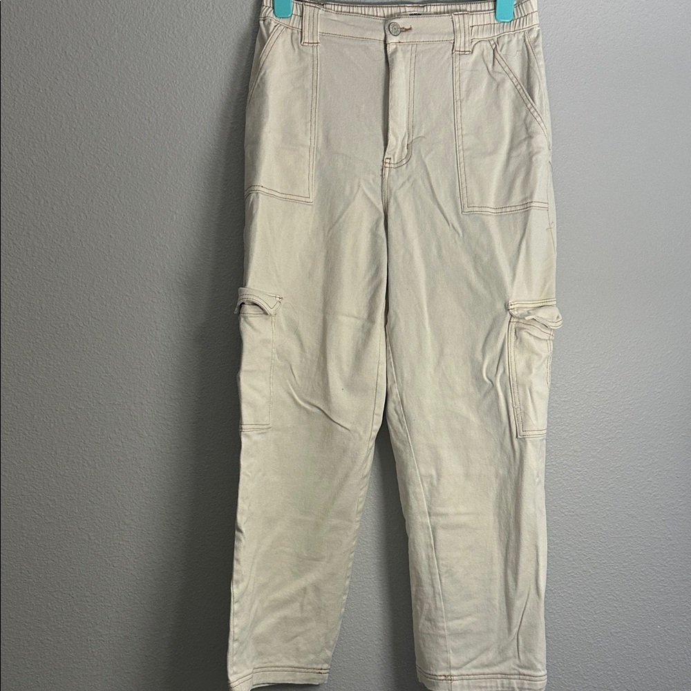 Women’s Beige Cargo Pants
